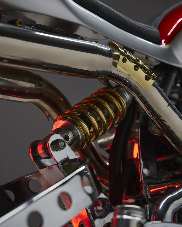 triumph thruxton 900 cafe racer thunderbird 1